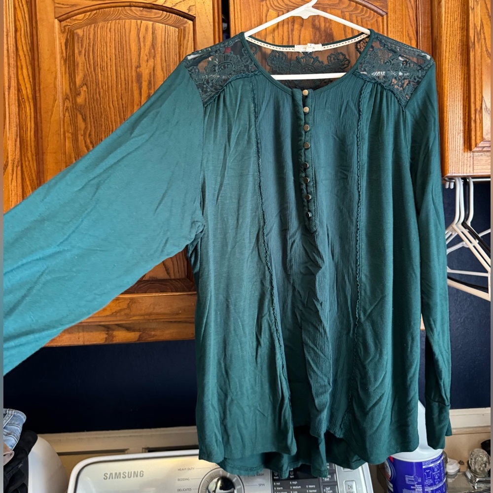 Maurices size 2 Dark Green Long Sleeve Lace Back Detail Shirt
